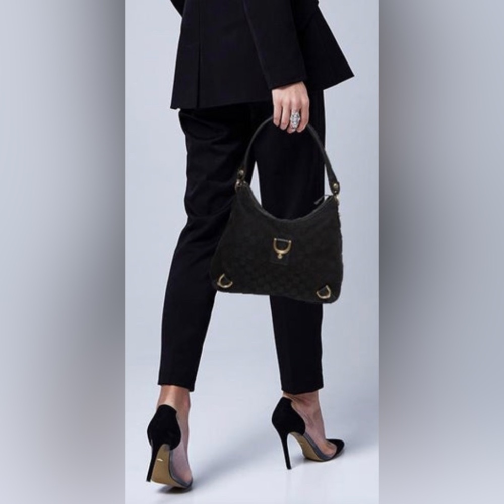 Gucci “Abbey” D-Ring Hobo Black Monogram Canvas - Picture 7 of 9